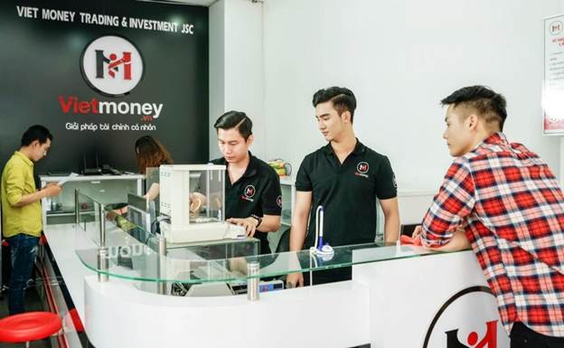 Vay cầm đồ tại cửa hàng tài chính Vietmoney